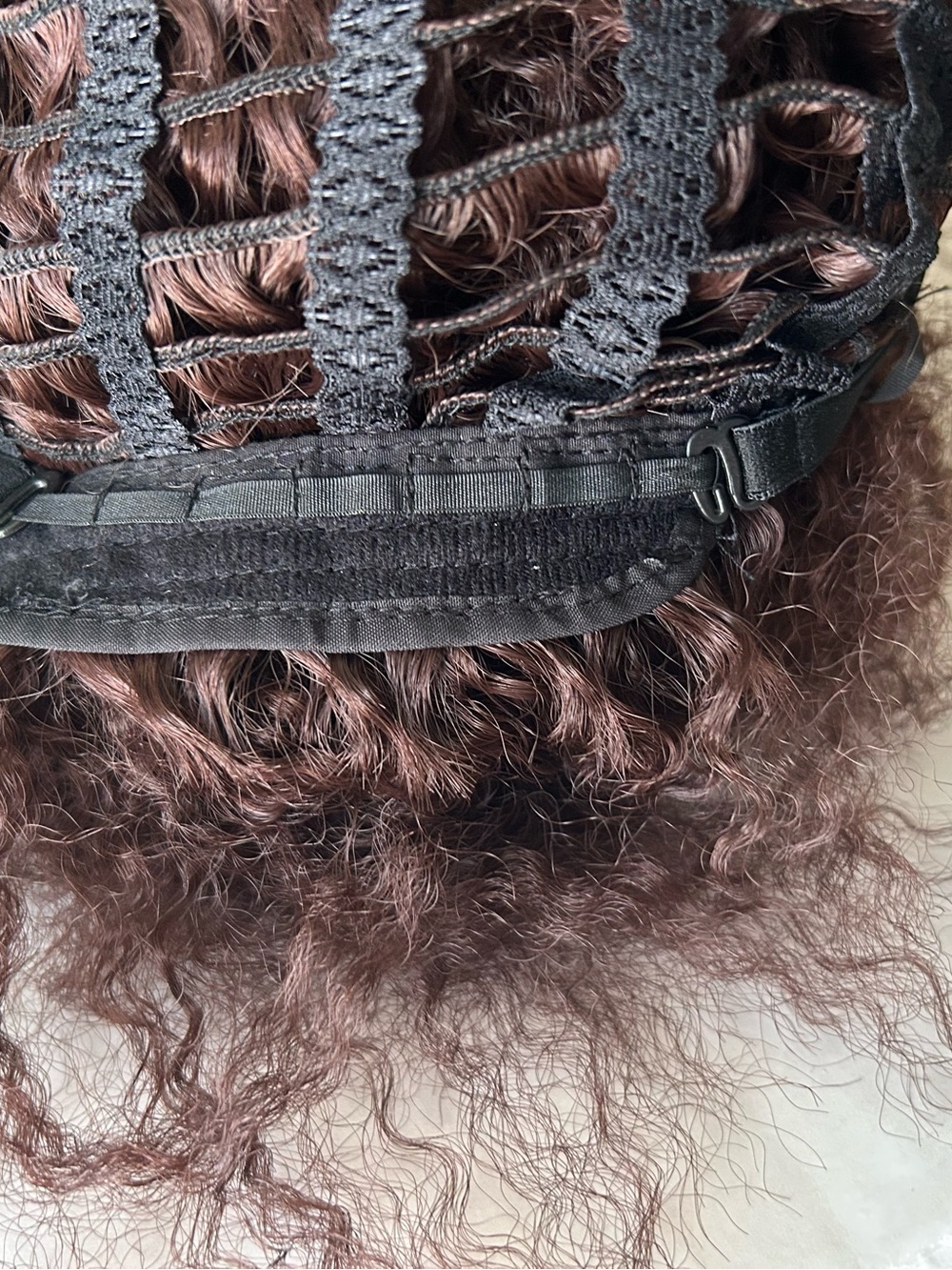 Brown Wavy Synthetic Hair Wig - Unbranded - Picture 9 of 16